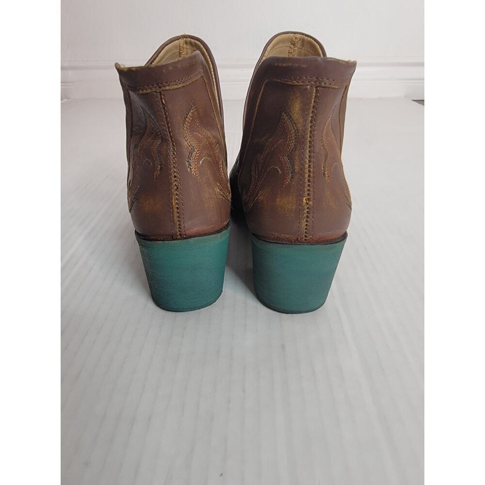 Circle G Women's Sz 9 Cognac Embroidered Leather Western Cowgirl Ankle Boots - Picture 7 of 10
